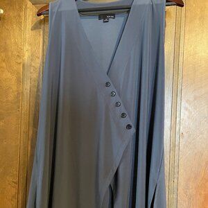 Sun Kim Women's Asymmetrical Buttoned Tunic Top Vest. Size Medium *fits like L